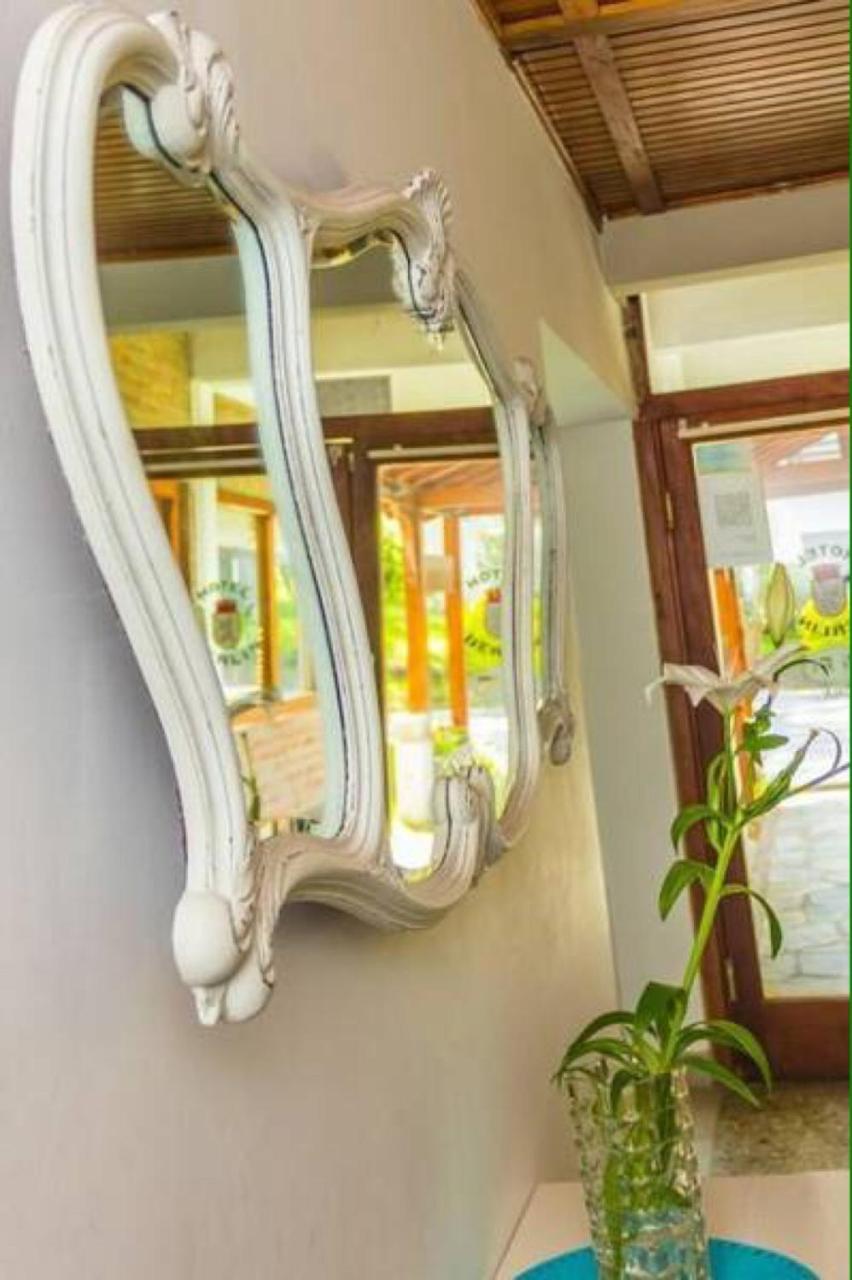 Hotel Berlin פינהמאר מראה חיצוני תמונה